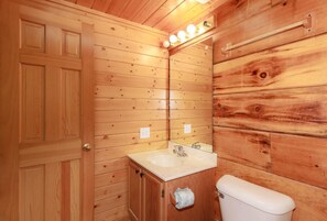 Cabin, 1 phòng ngủ | Phòng tắm