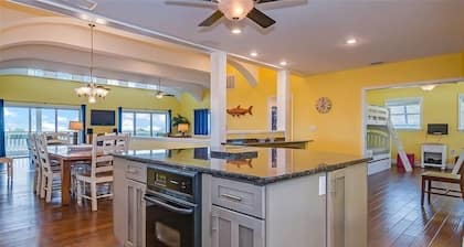 S-200 Seabreeze Ct 5 Bedroom Home by RedAwning