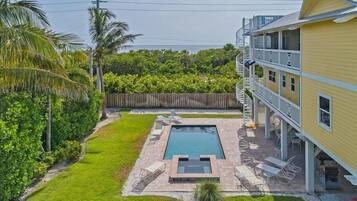 House, 5 Bedrooms | Pool | Outdoor pool