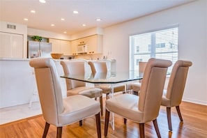 House, 3 Bedrooms | Private kitchen | Fridge, microwave, coffee/tea maker