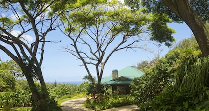 Iao Valley Inn