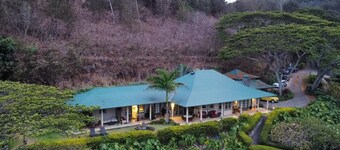Iao Valley Inn