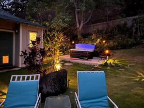 Romantic Cottage Hot Tub, Private Kitchen, No Breakfast Provided | Private spa tub