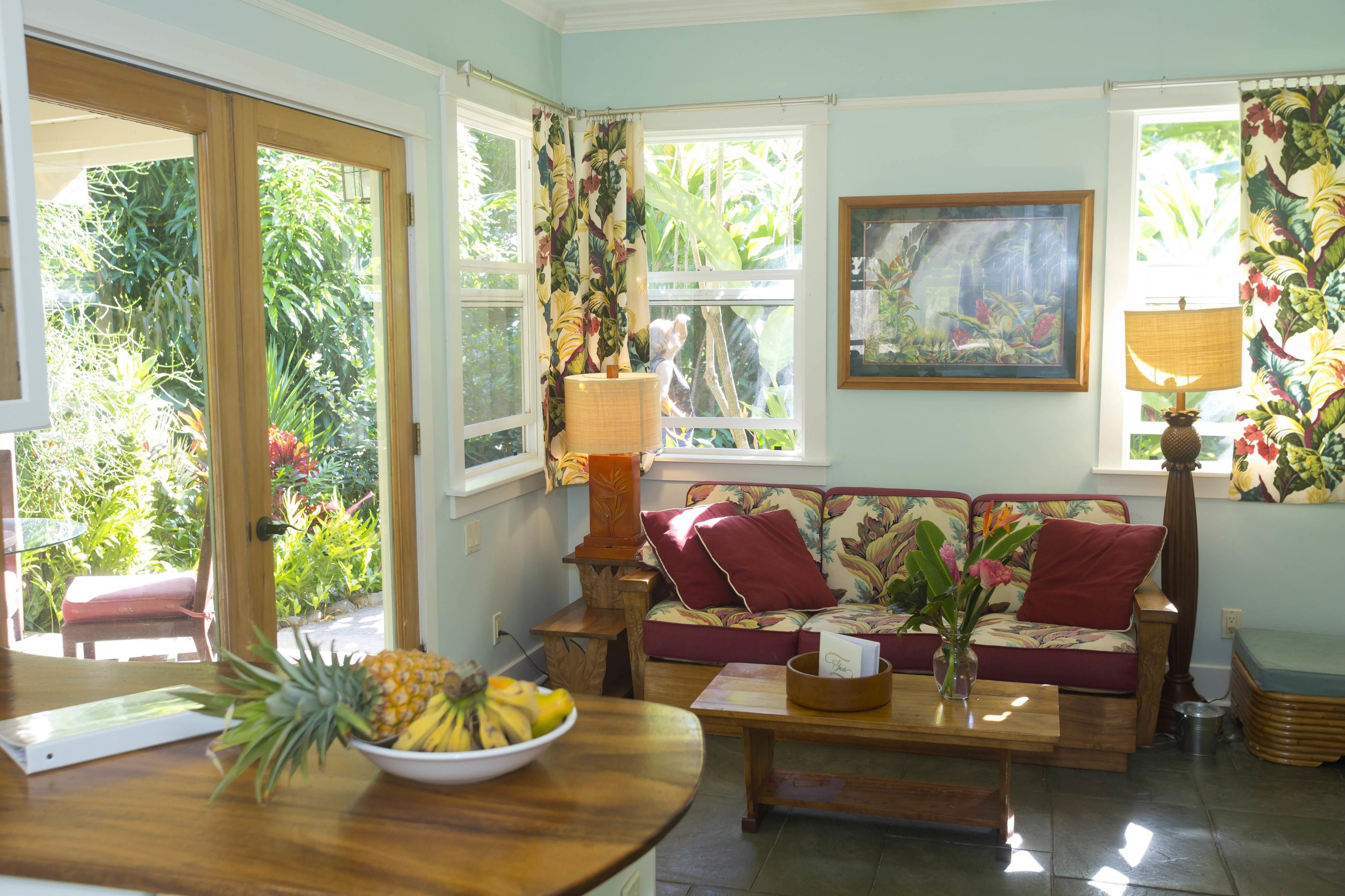 Romantic Cottage Hot Tub, Private Kitchen, No Breakfast Provided | Living area | 32-inch flat-screen TV with cable channels, TV, DVD player