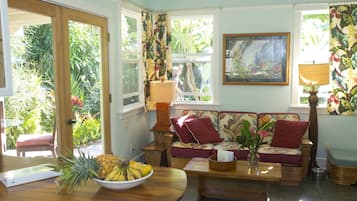 Romantic Cottage Hot Tub, Private Kitchen, No Breakfast Provided | Living area | 32-inch flat-screen TV with cable channels, TV, DVD player