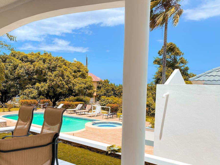 Breakfast and dinner served, pool views