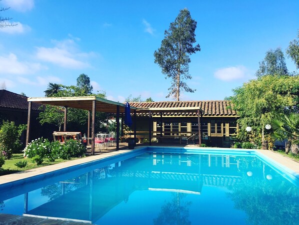 季節性室外泳池