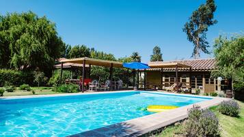 Seasonal outdoor pool