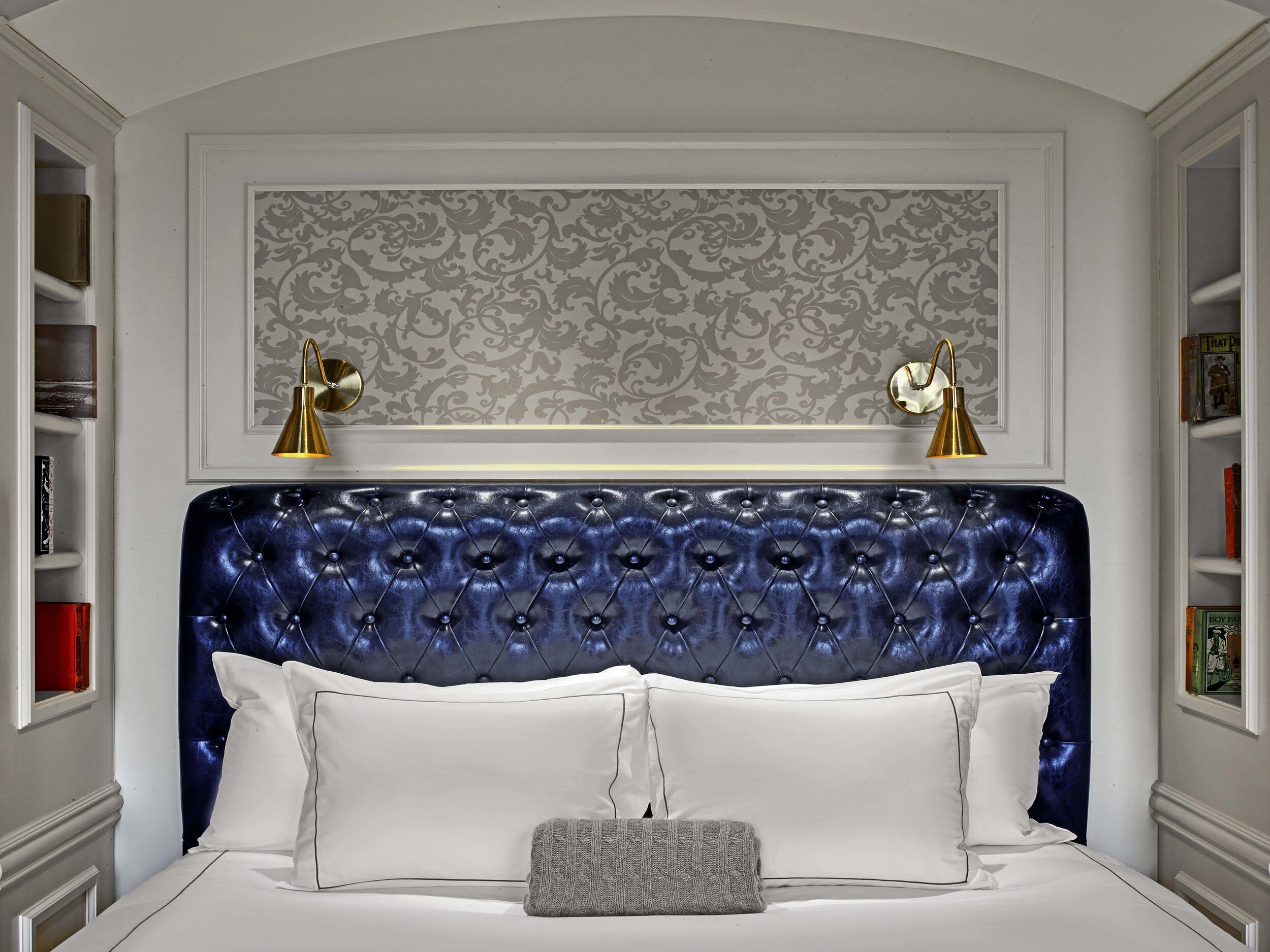 Suite (Whitney) | Frette Italian sheets, premium bedding, down comforters, pillowtop beds