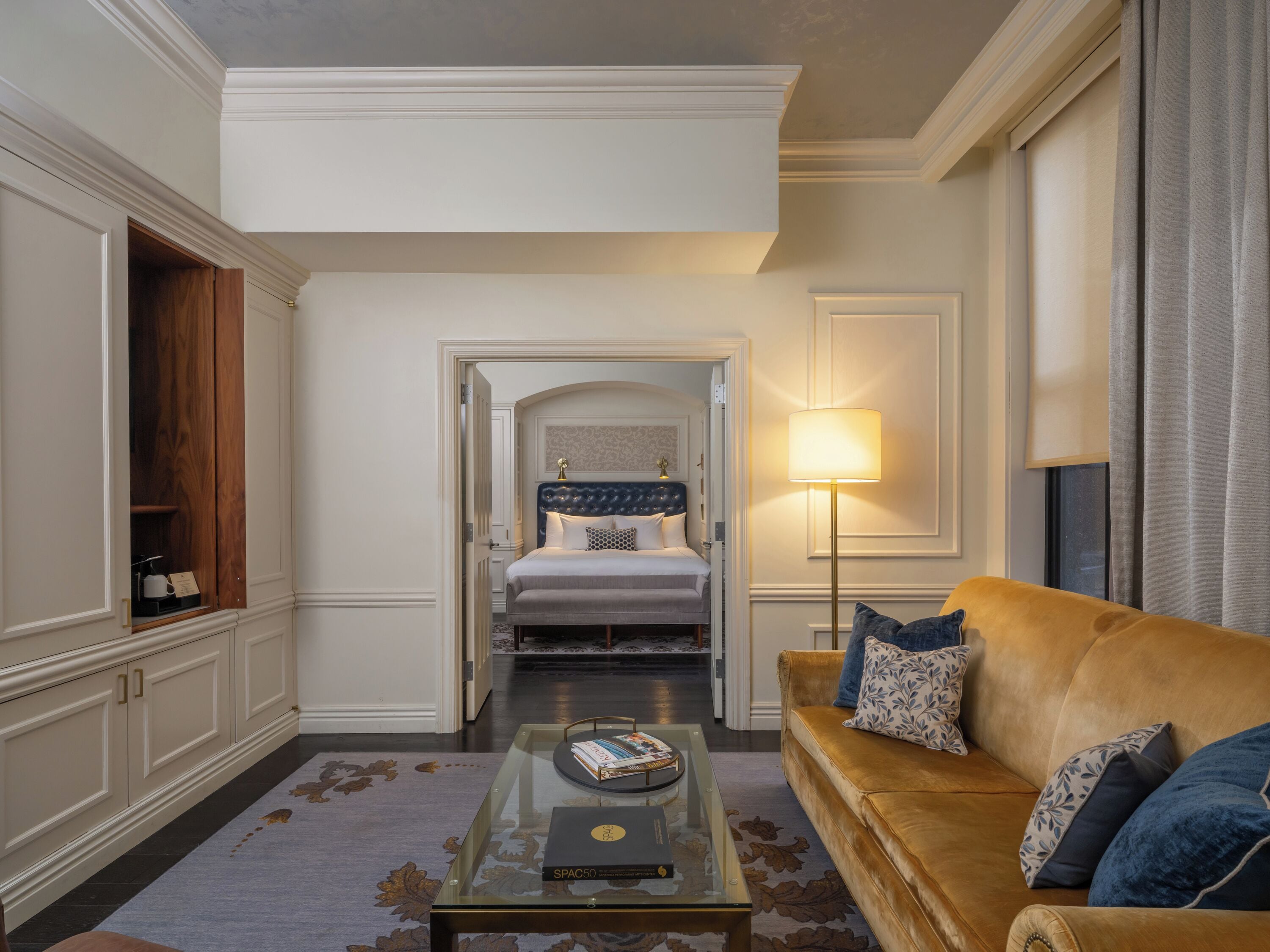 Suite (Polaris) | Frette Italian sheets, premium bedding, down comforters, pillowtop beds