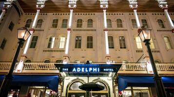 Bagian depan properti