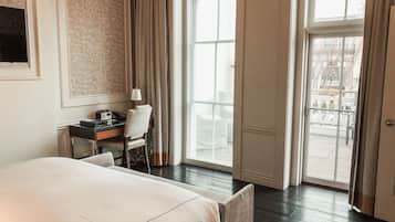 Sviitti (Whitney Suite) | Italialaiset Frette-lakanat, ylelliset vuodevaatteet, untuvapeitot