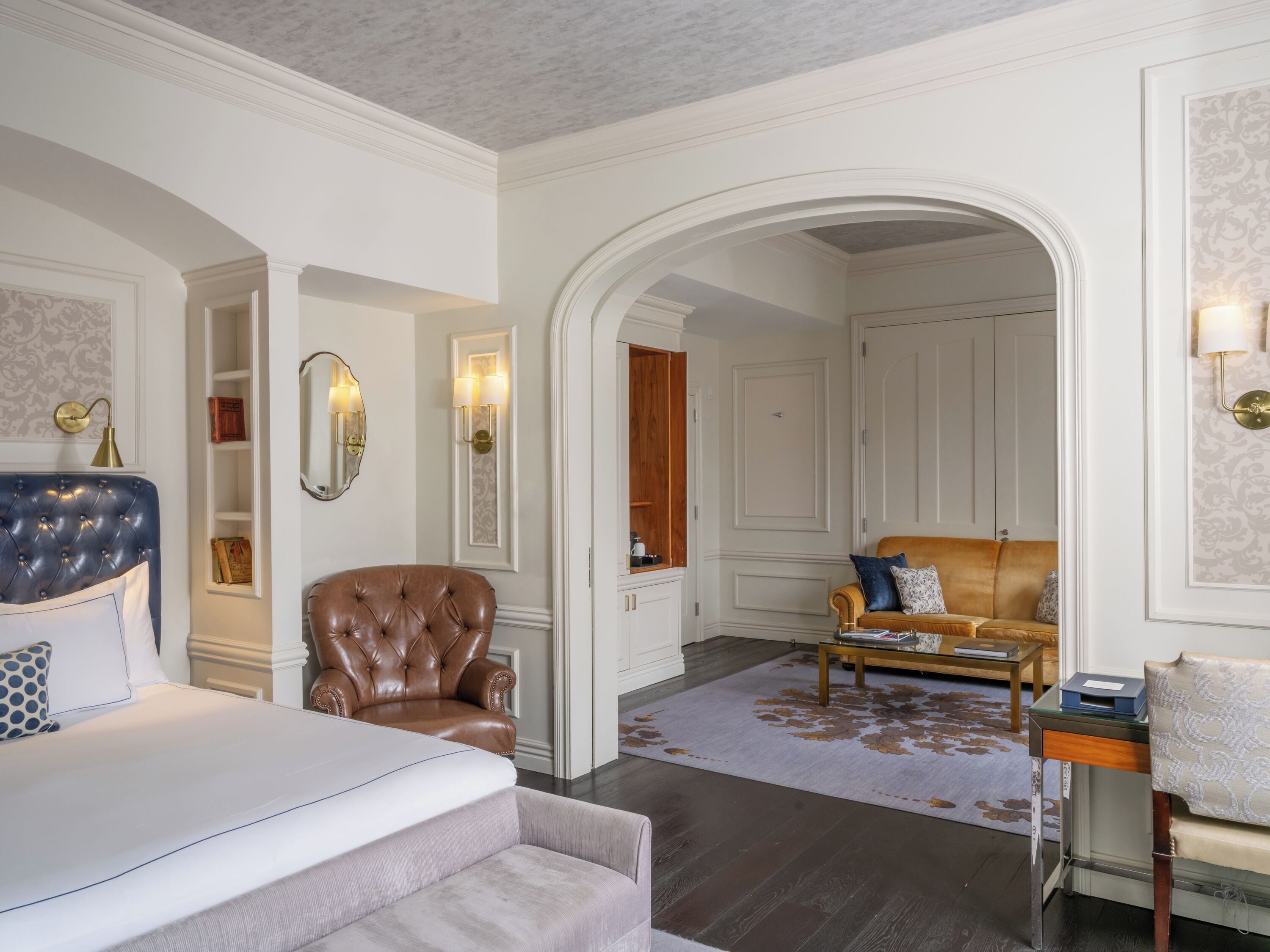 Suite (Travers) | Frette Italian sheets, premium bedding, down comforters, pillowtop beds