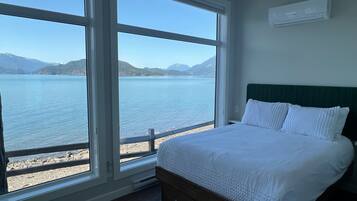 Exclusive Cabin, Lake View