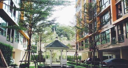 Bright And Cozy Place near DMK Airport