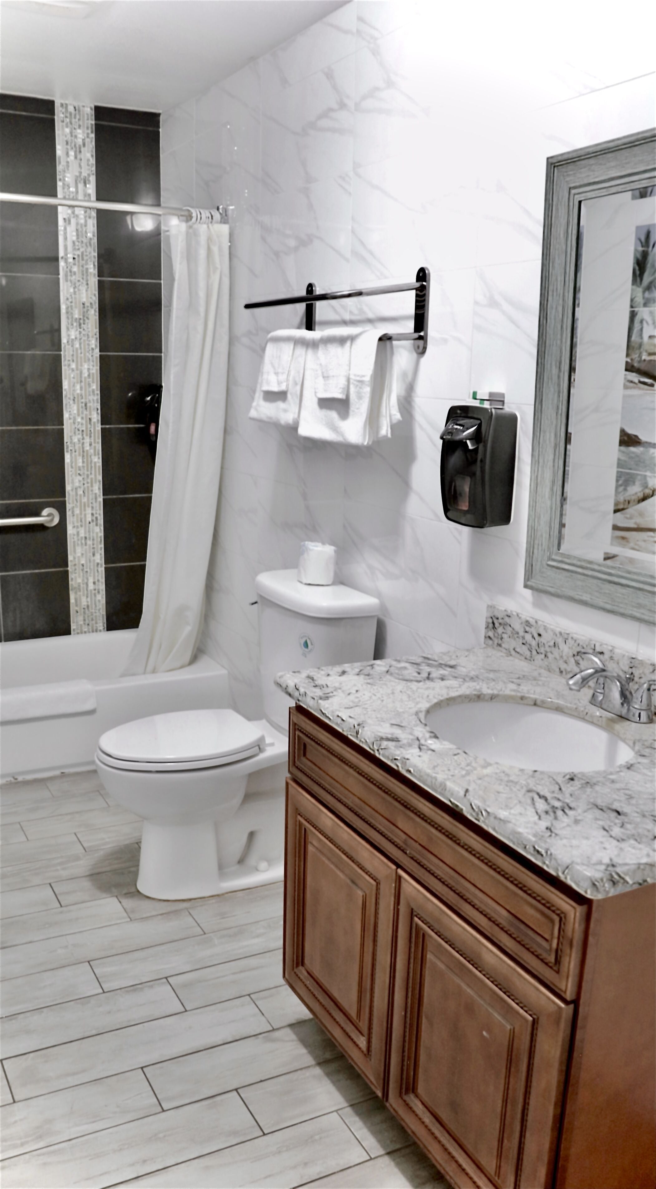 Foto - norwalk inn & suites