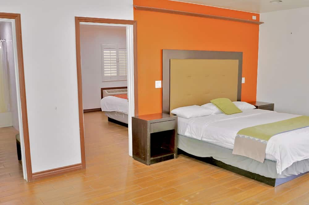 Norwalk Inn & Suites