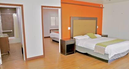 Norwalk Inn & Suites