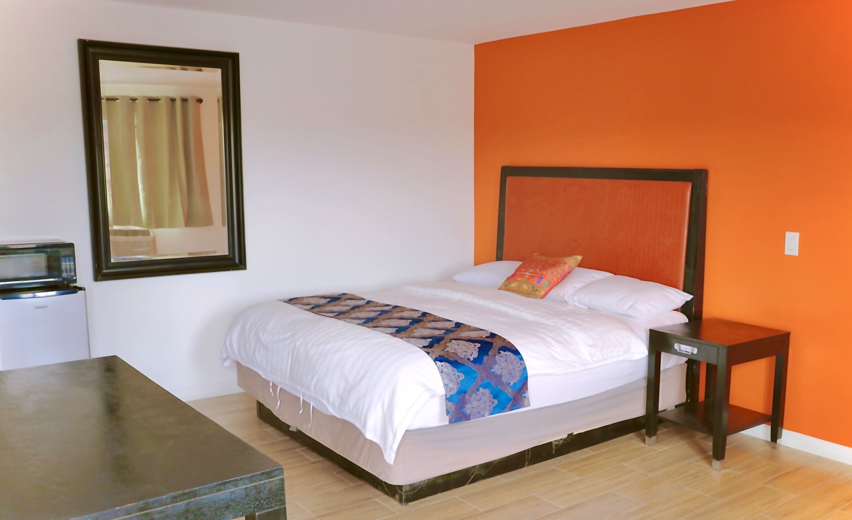 Foto - norwalk inn & suites