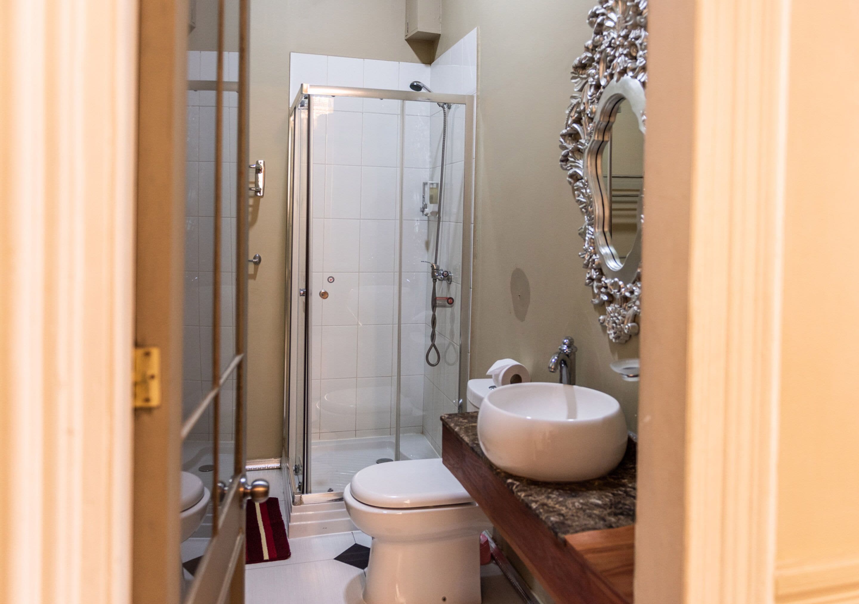 family room, 1 bedroom | bathroom | shower, free toiletries, hair dryer, towels