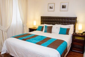 Apartment | 1 bedroom, premium bedding, in-room safe, desk - Plaza Town Santiago (Santiago)