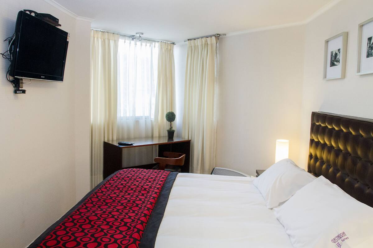 Apartamento | 1 quarto, roupas de cama premium, cofres nos quartos, escrivaninha