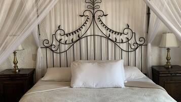 Deluxe-Studiosuite, 1Â King-Bett