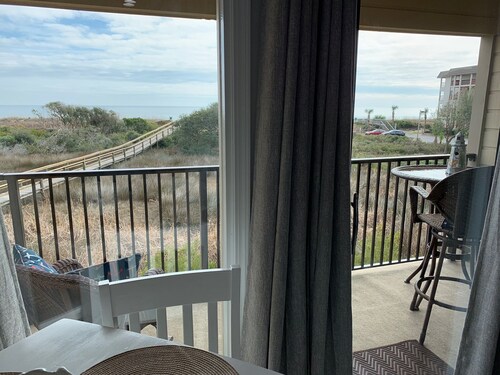 Direct Ocean Front View Condo! A225.  Also see HA#9437951🏖next door!