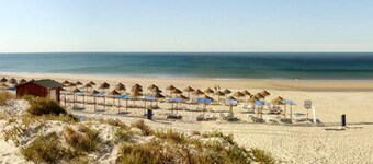 LUXURY 4 BED VILLA WITH PRIVATE POOL NEAR BEACH AND GOLF ☀️