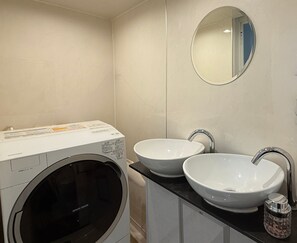 House, 3 Bedrooms, Non Smoking, City View - Ray House (Yokohama)