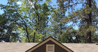Yosemite Inn at Pine Mountain Lake, Groveland, California