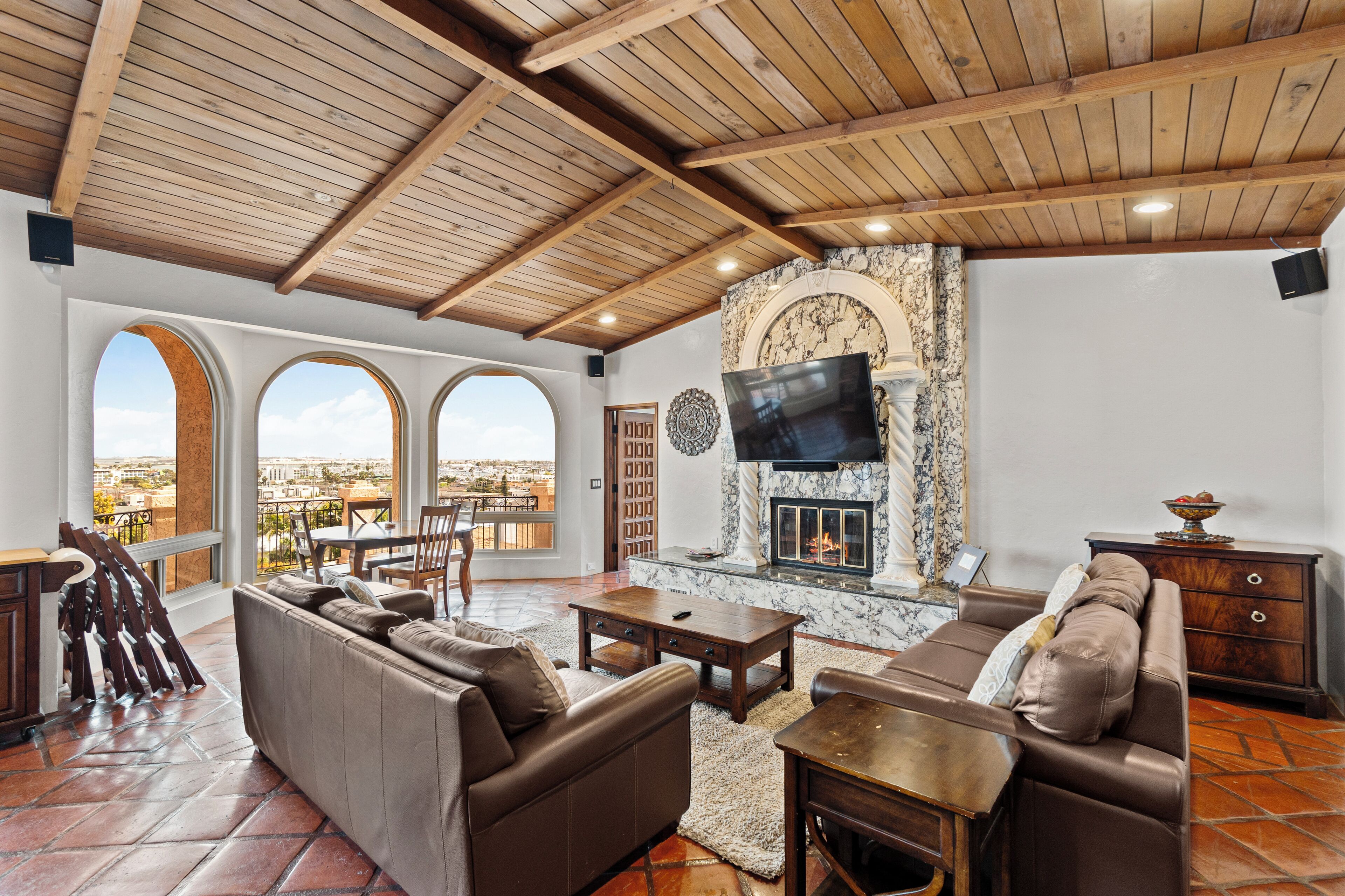 Smart TV, video games, DVD player, books