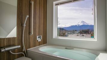 Baignoire et douche séparées, baignoire relaxante profonde