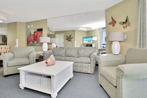Smart TV - 4BR/3BA Direct Oceanfront, Wrap Around Balcony (Myrtle Beach)
