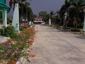 Exterior - Rawanda Resort (Lop Buri)