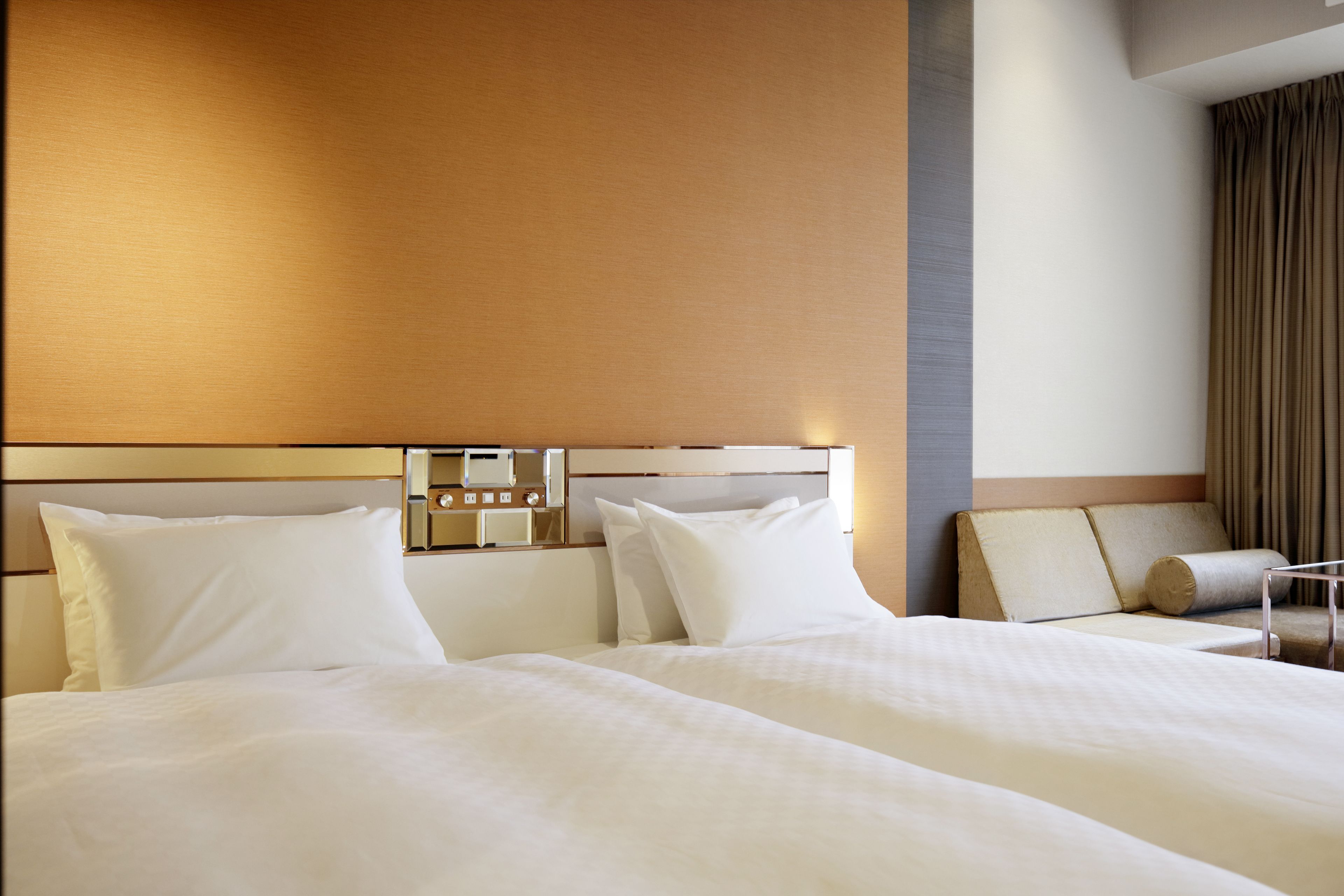 premium bedding, down duvets