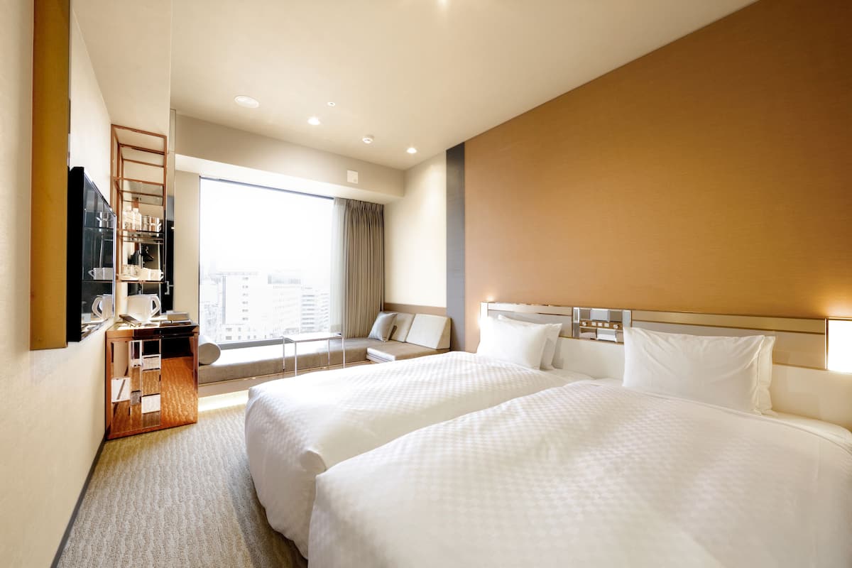 Premium bedding, down duvets