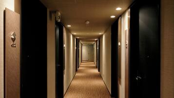 ุงูู
ูุดุฃุฉ ู
ู ุงูุฏุงุฎู