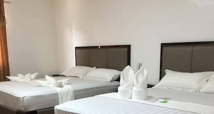 Meaco Hotel Royal - Tayuman