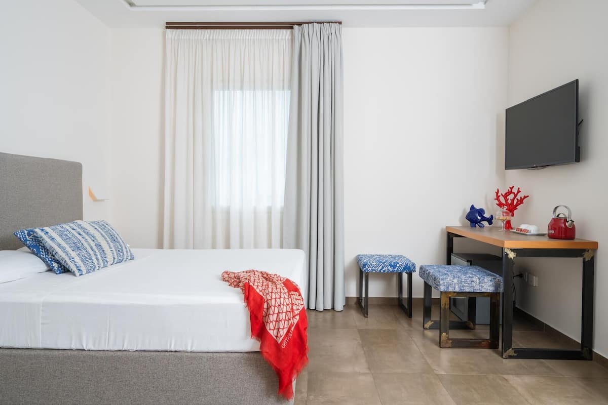 Honeymoon Room, Sea View (Blu Oltremare) | Premium bedding, down comforters, free minibar, in-room safe