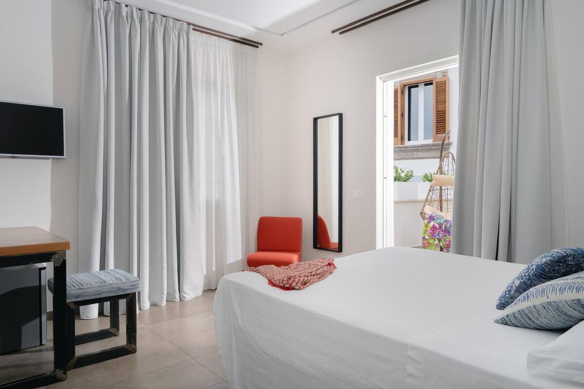 Design-Zimmer, Terrasse, eingeschränkter Meerblick (Blu Balena)