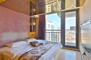 Business Double Room with City View | Minibar, desk, blackout curtains, free WiFi - Hailan Sea View Holiday Apart-hotel (Qingdao)
