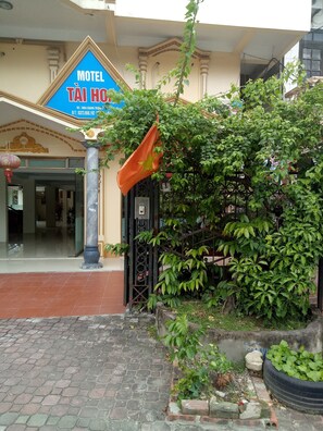 Bagian depan properti