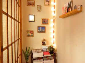 Hallway - Guest House FUTARENO - Hostel (Yokohama)