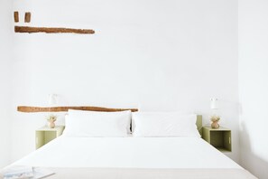 Ropa de cama de alta calidad, escritorio, cortinas opacas
