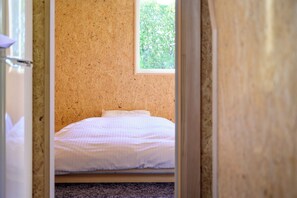 Family Cottage | Down comforters, free WiFi