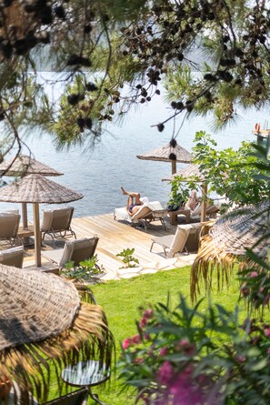 Private beach nearby, sun loungers, beach umbrellas, beach bar - Golden Key Bordubet (Marmaris)
