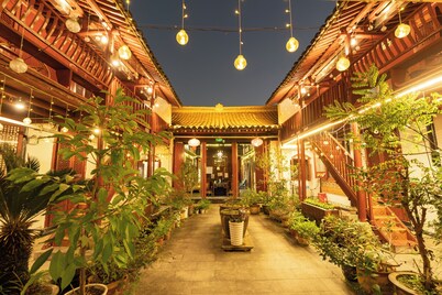 Shaoxing Luxun Native Place Youth Hostel