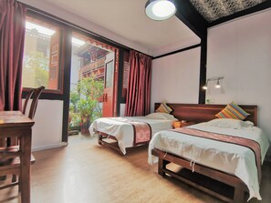 Standard Twin Room | Courtyard view - Shaoxing Luxun Native Place Youth Hostel (Shaoxing)