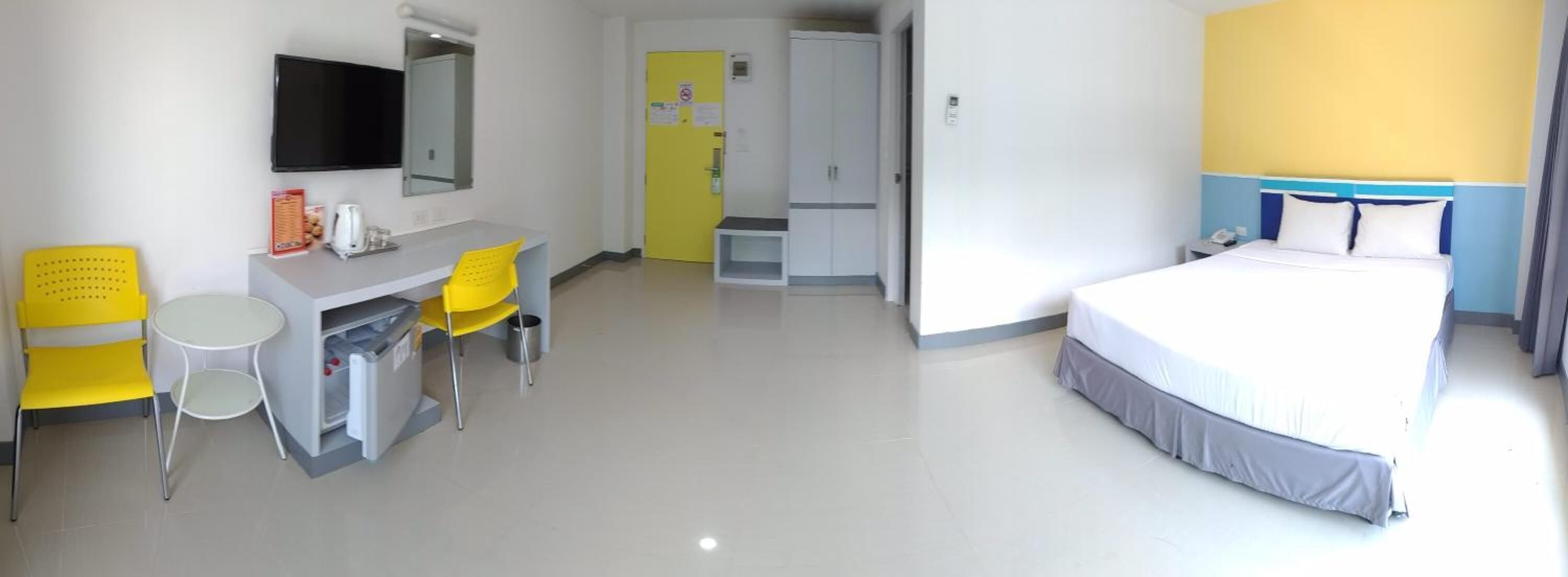 desk, blackout curtains, free wifi